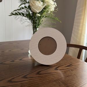 Circular Picture Frame